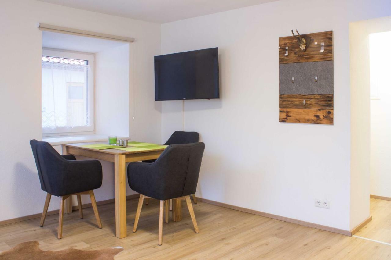 Schusterbrand Apartment *